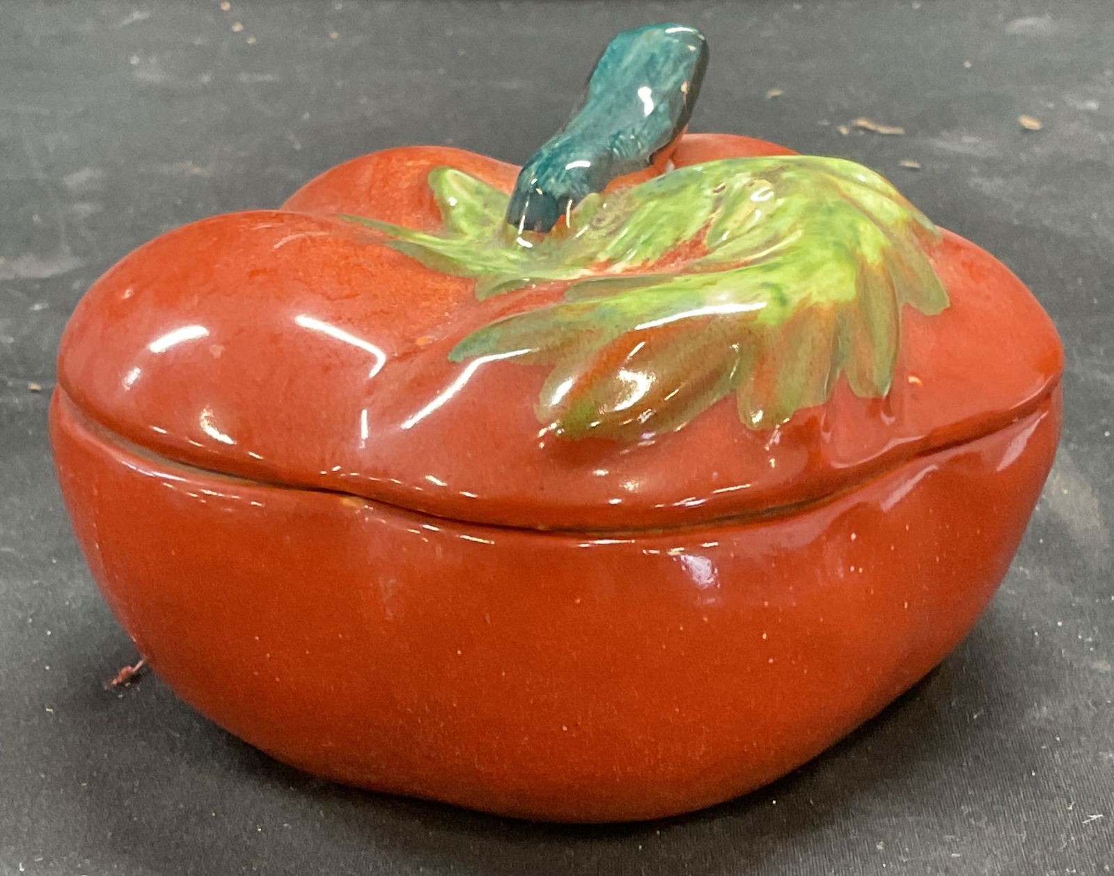 Vtg Signed Majolica Tomato Dish with Lid Italy (1 of 7)