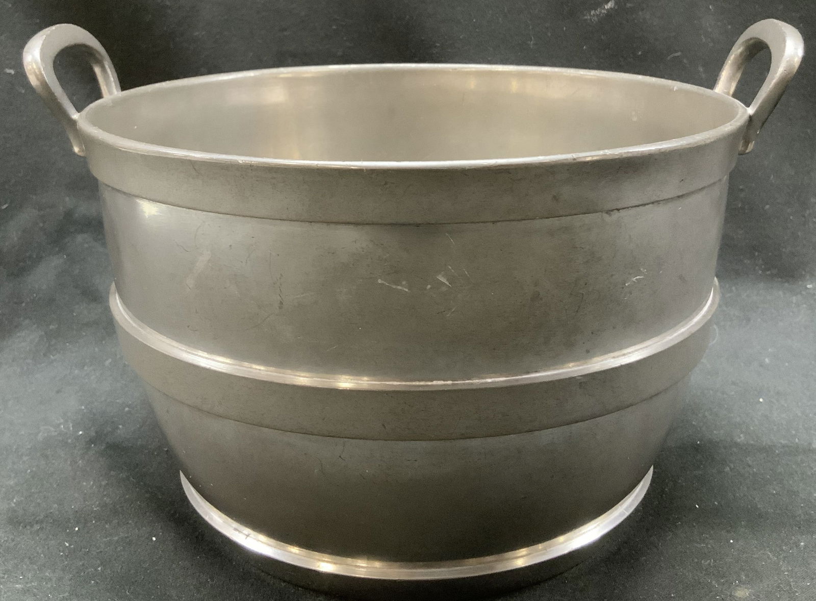 Vntg Cornwall Pewter Silver Toned Ice Bucket USA (1 of 6)
