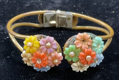 Vtg Gold Tone Faux Pearl Flower Bracelet