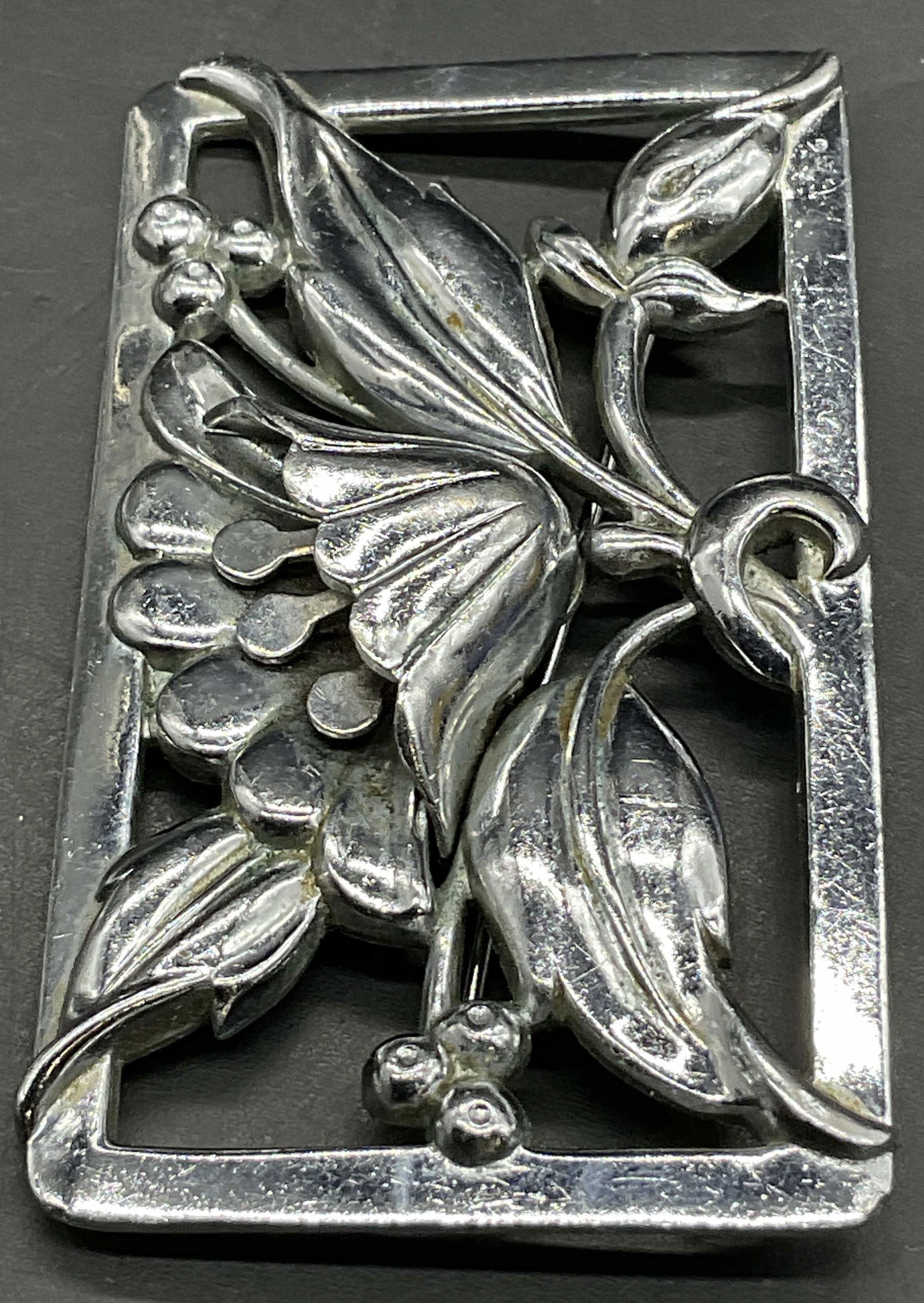 Vntg Art Nouveau Style Floral Motif Metal Brooch (1 of 8)