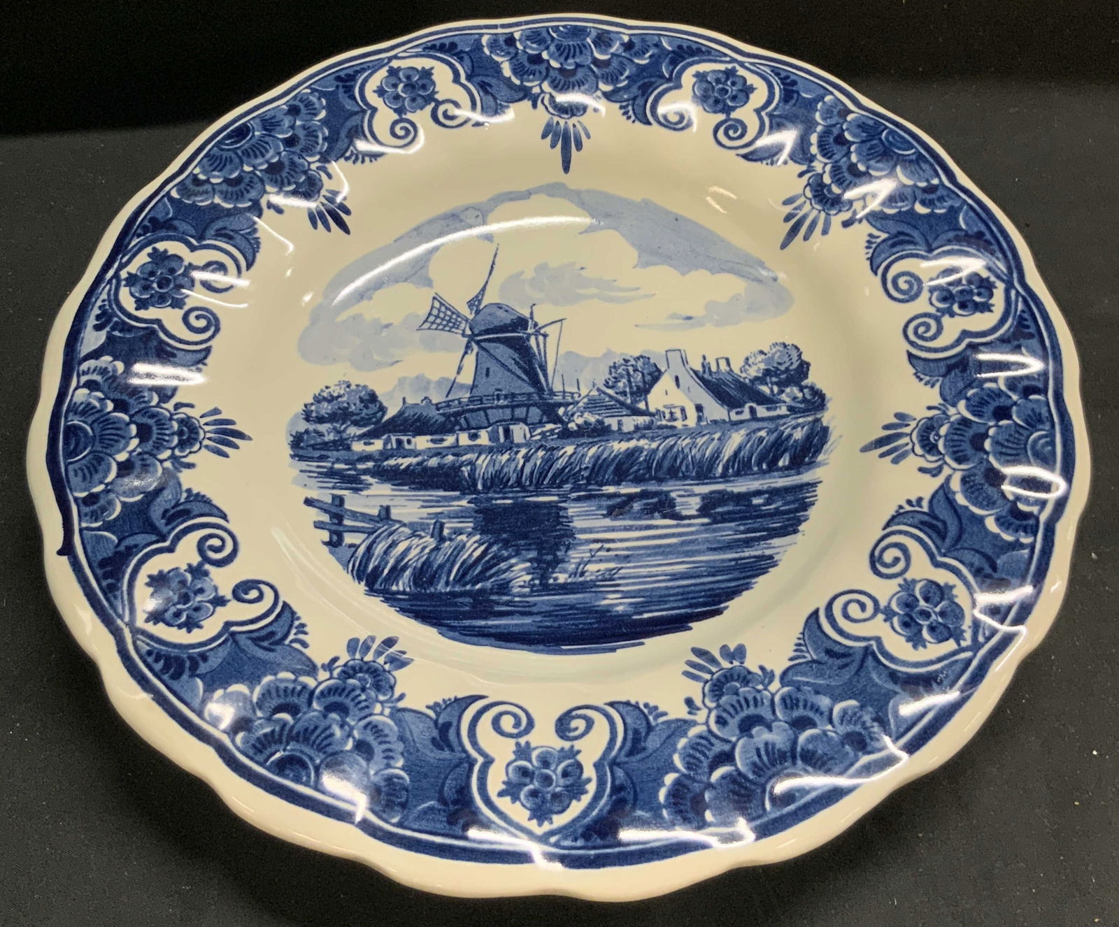Vntg Blauw Delfts Scenic Windmill Plate HOLLAND (1 of 6)