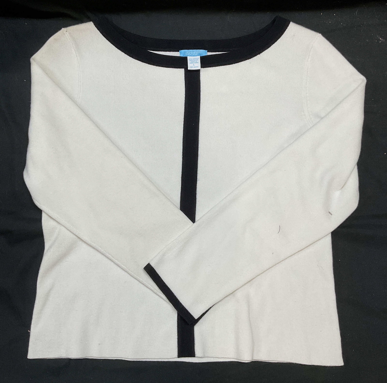 Jennifer Moore White & Black Knit Sweater: Jennifer Moore white knit sweater with black trim. Size large, acrylic blend. Some wear including blemishes. Jennifer Moore sweater, designer sweater, designer fashion, white sweater, black sweater, k