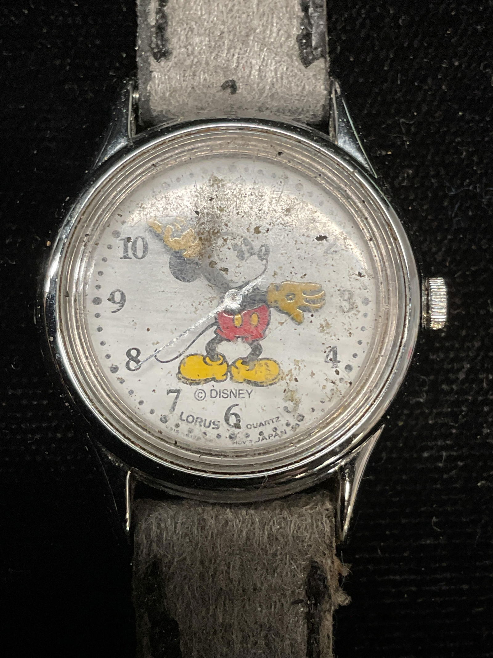 Lorus Disney Mickey Mouse Watch (1 of 6)