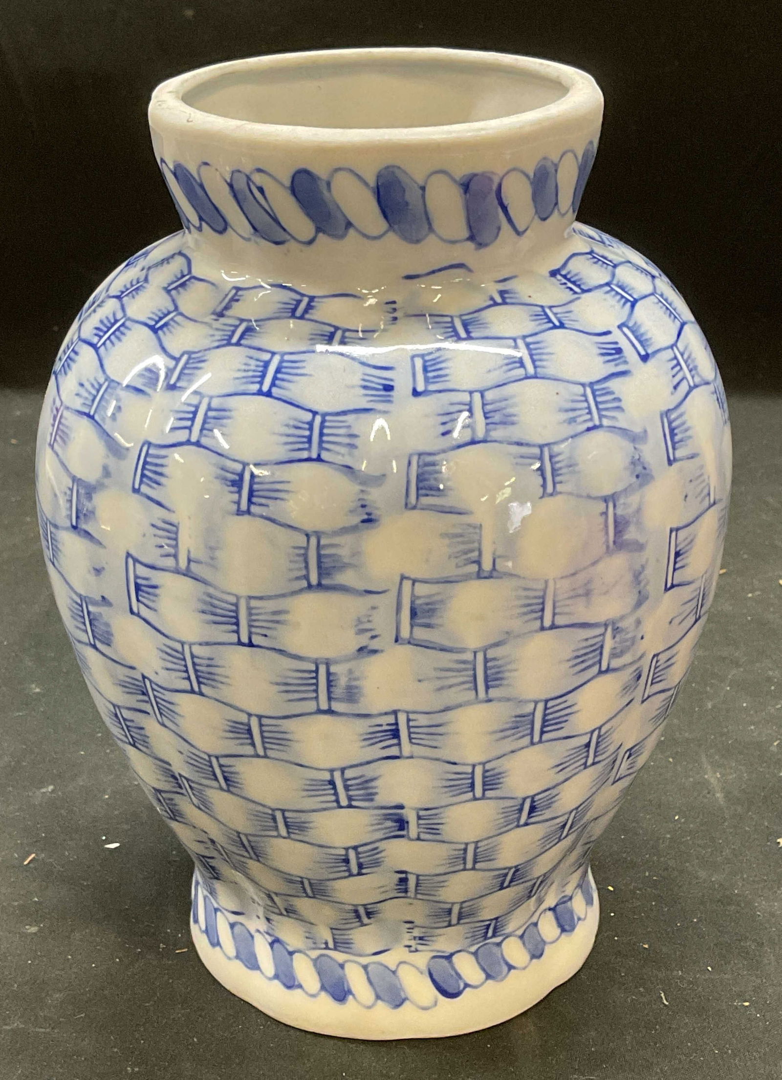Chinese Blue & White Basket Weave Porcelain Vase (1 of 6)