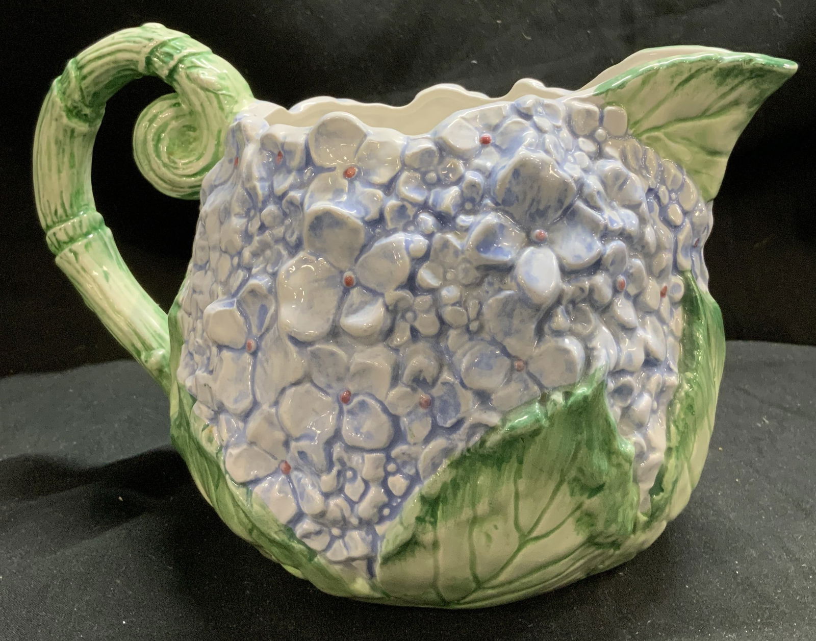 Vntg 1990 Omnibus OCI Hydrangea Ceramic Pitcher (1 of 7)