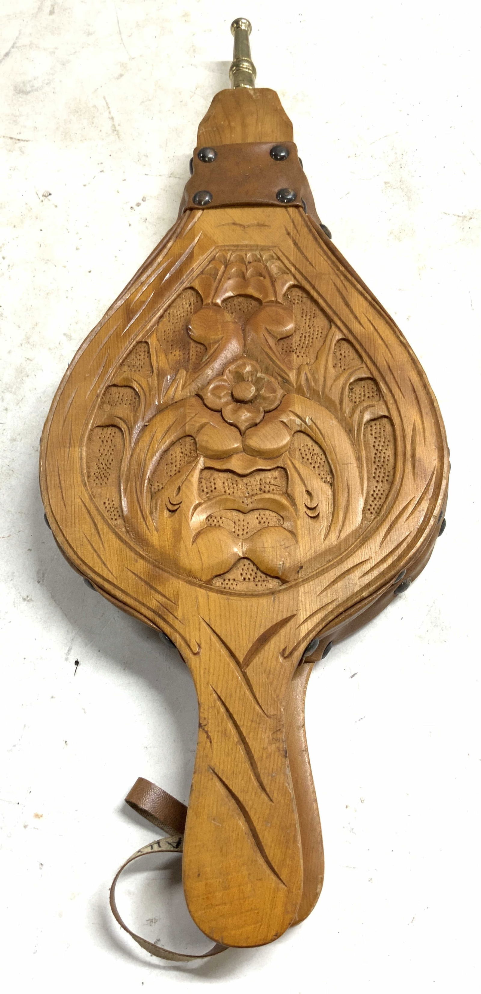 Vntg Carved wood & Leather Fireplace Bellow (1 of 8)