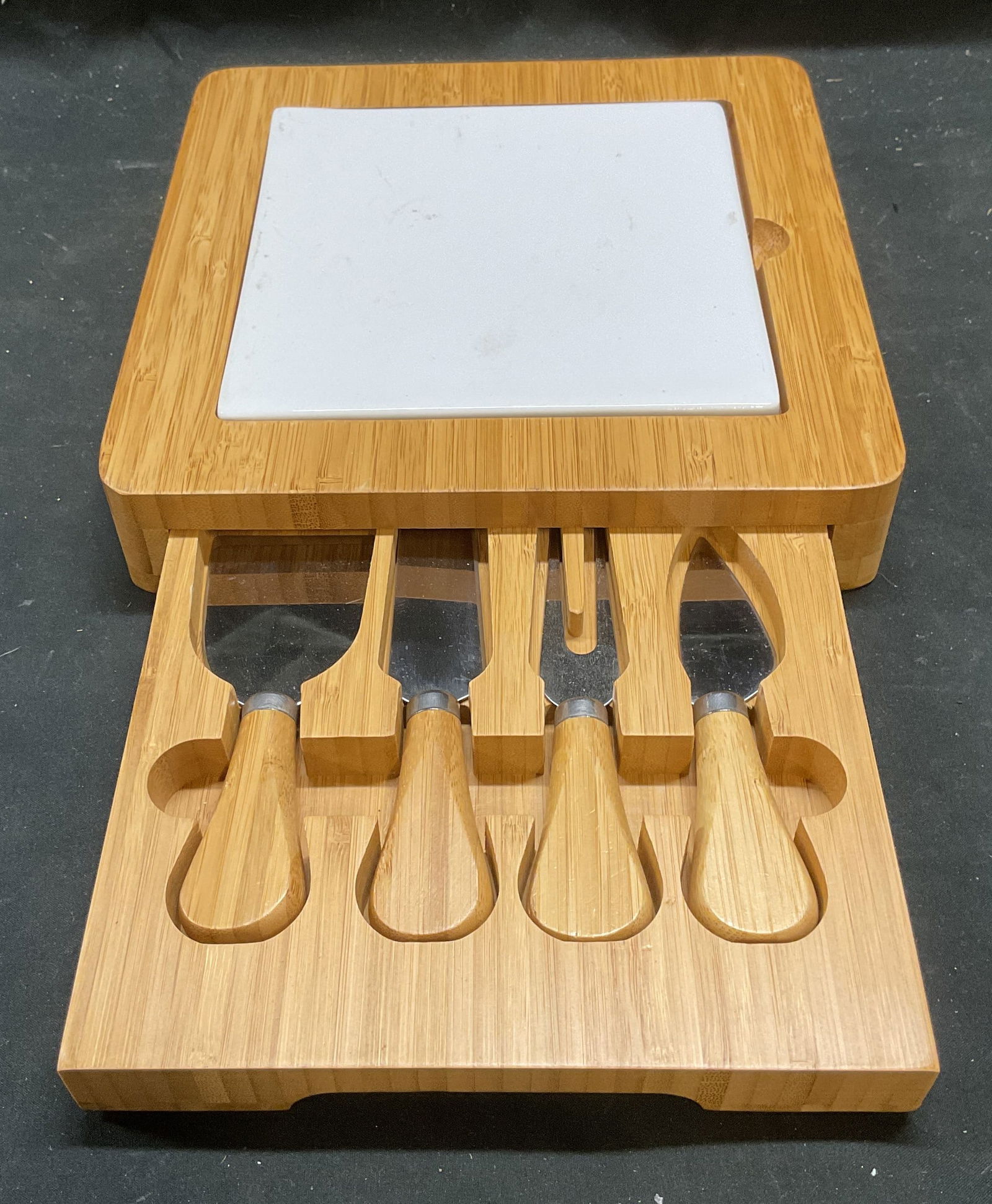 Food Network Cheeseboard & Utensil Set (1 of 6)