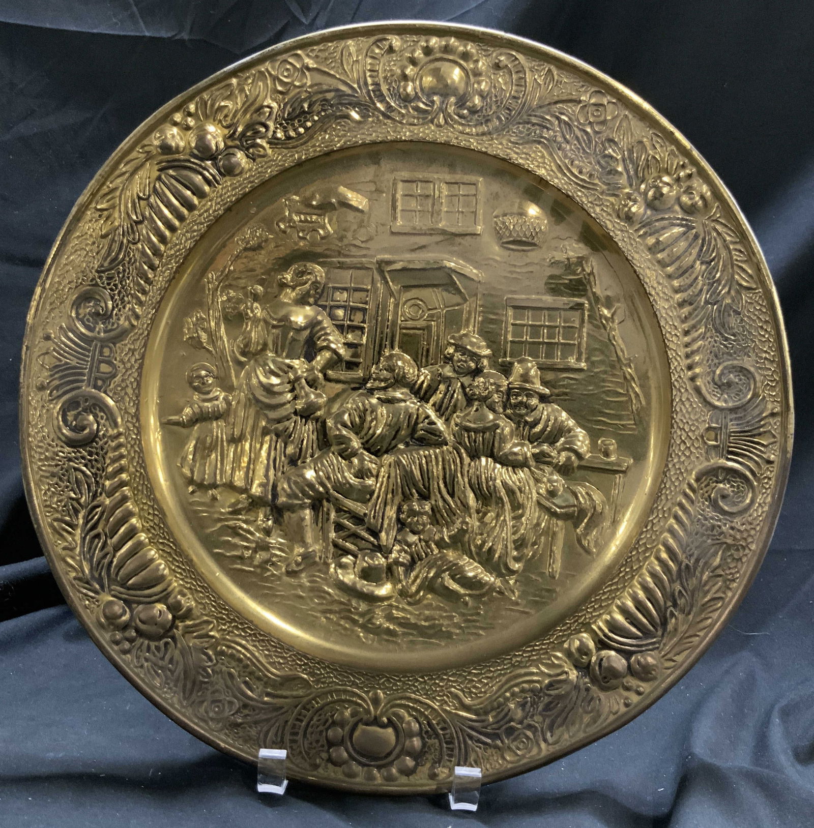 Vtg Gilt Metal Repousse Wall Plate ENGLAND 14in (1 of 8)