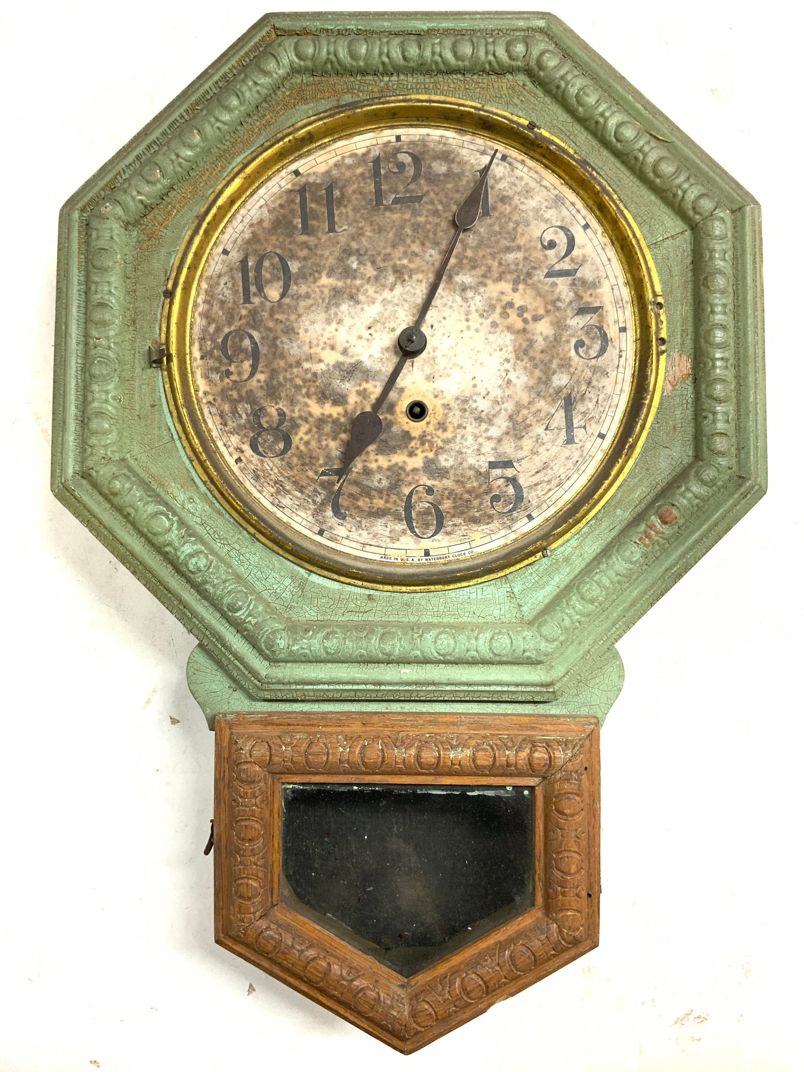 WATERBURY CLK CO Vntg Wooden Wall Clock USA 22in (1 of 8)