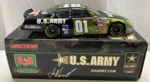2004 NASCAR Joe Nemechek ARMY Die-Cast Metal Car
