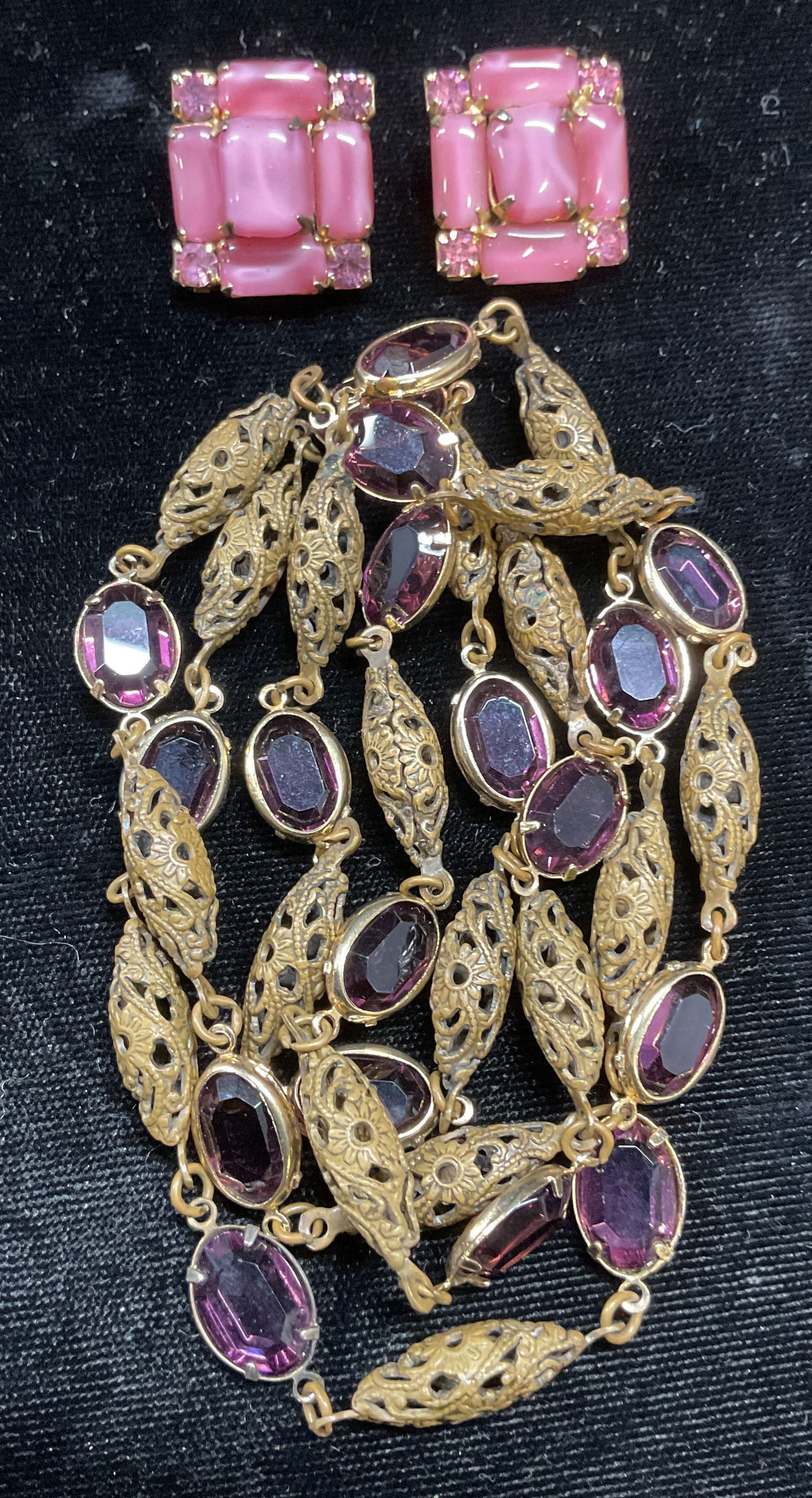 Lot 2 Vintage Gold Tn Crystal Necklace & Earrings (1 of 6)