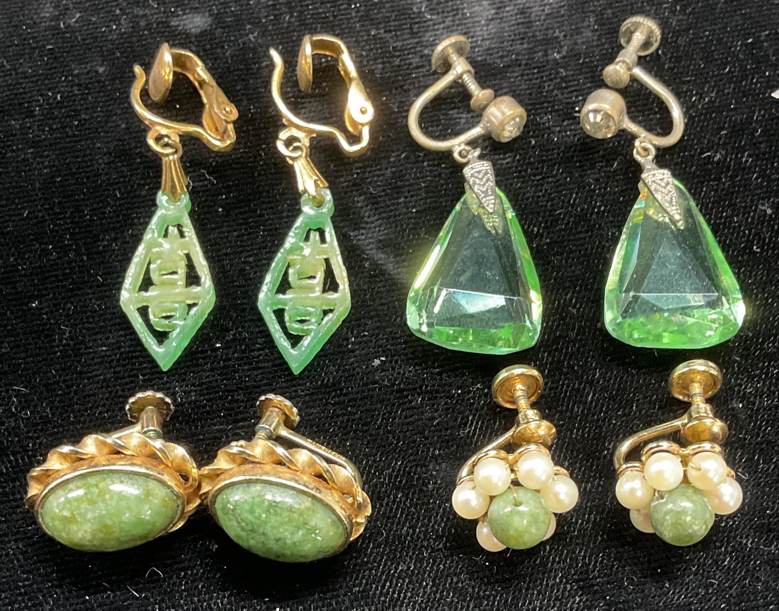 Lot 4 Vintage Crystal & Faux Jade Earrings: Lot of 4 pieces. Vintage green crystal, faux jade, and faux pearl earrings. Largest approx 1.5 inches long. Some scratching observed. Jewelry, estate jewelry, costume jewelry, cocktail jewelry, access