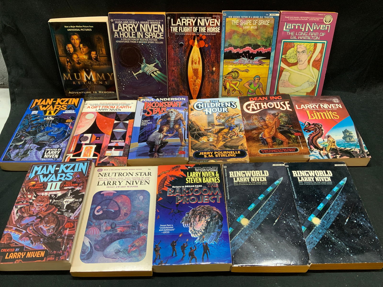 Lot16 Fiction Books 1960-2000s NIVEN+ 1st Ed+ (1 of 19)