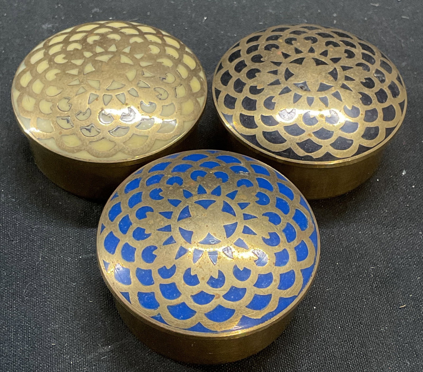 Lot 3 Vintage Brass Enameled Trinket Boxes (1 of 6)