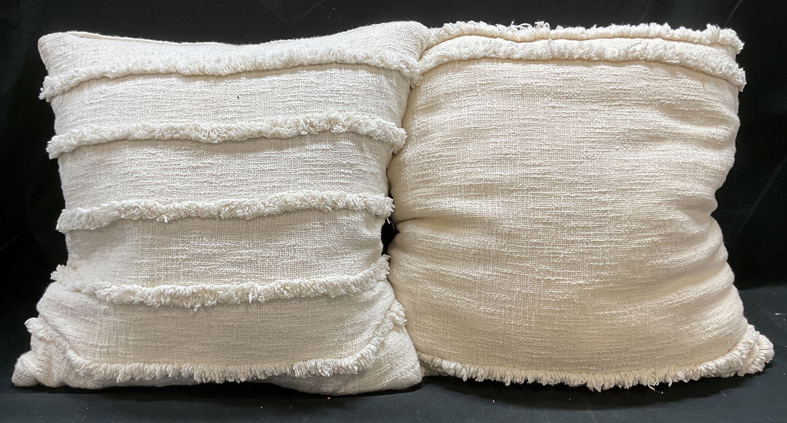 Lot 2 White Cotton Knit Fringe Trim Pillows: Lot of 2 white fringe trim pillow. Knit cotton material. Measure approx 20 x 20 inches. Some pilling and blemishes. One zipper pull needs repair. Pillow, white pillow, cotton pillow, fringe pillow, th