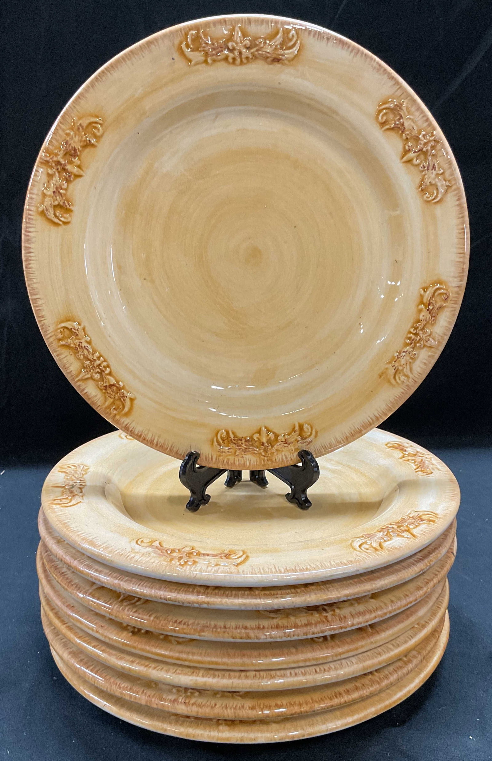 Set 8 Bistro Yellow Ceramic Plates (1 of 6)