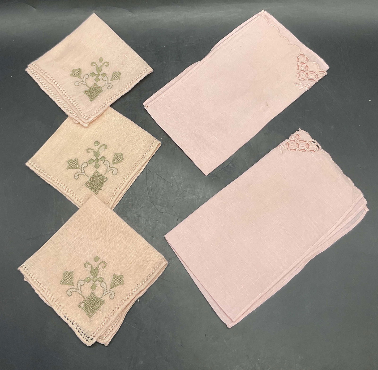 5 Vintage Pink Fabric Table Napkins / Tea Towels (1 of 9)