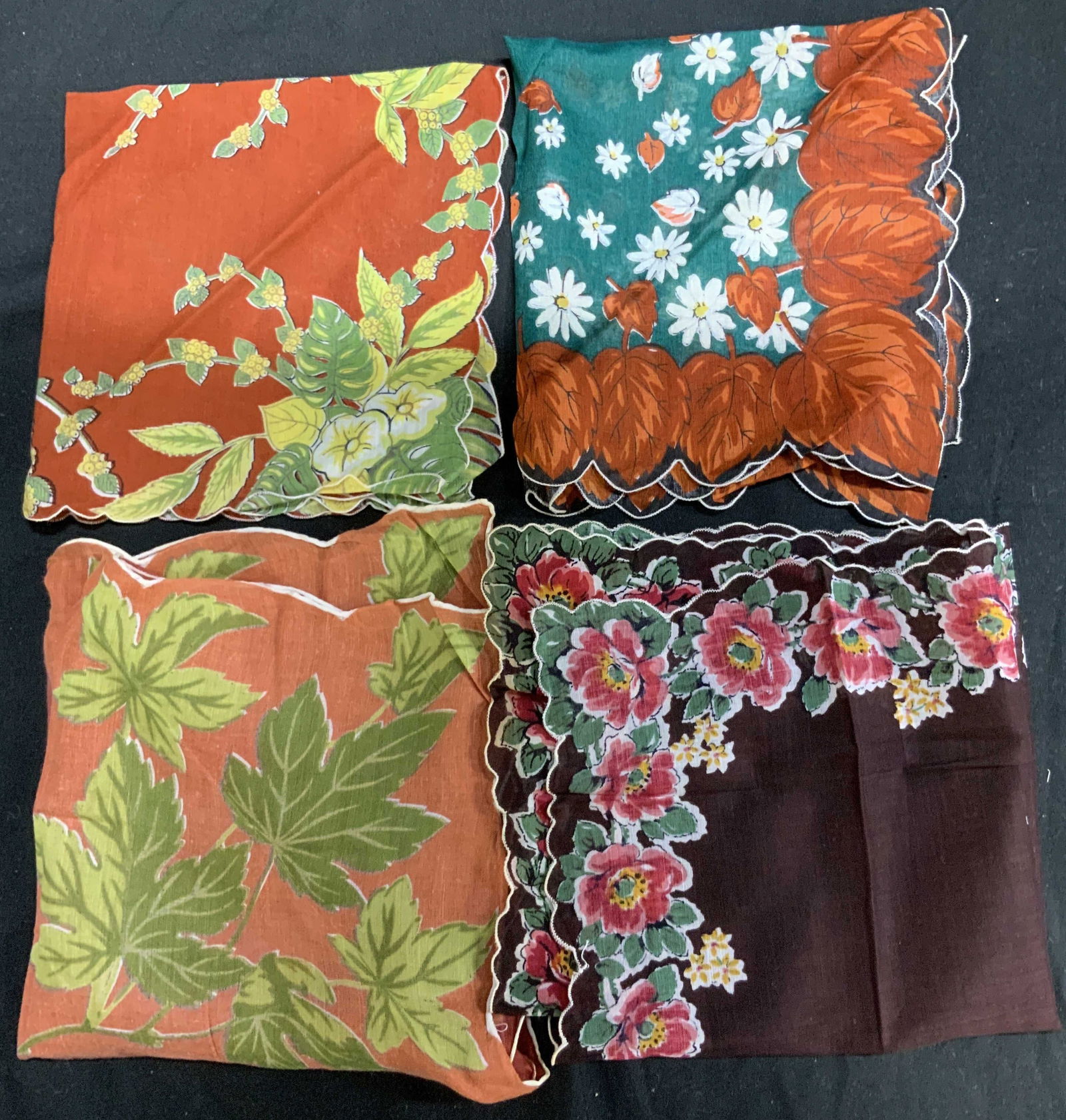 Lot 4 Vntg Assorted Floral Handkerchiefs KIMBALL+: Lot 4 Vntg Assorted Floral Handkerchiefs KIMBALL Handkerchiefs appear to be either linen/cotton material. Handkerchiefs feature floral print patterns in multi-toned colors. Flowers are white, yellow,