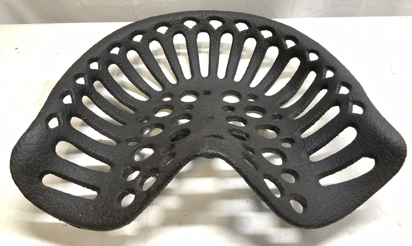 Antique Heavy Cast Iron Tractor Seat (1 of 6)
