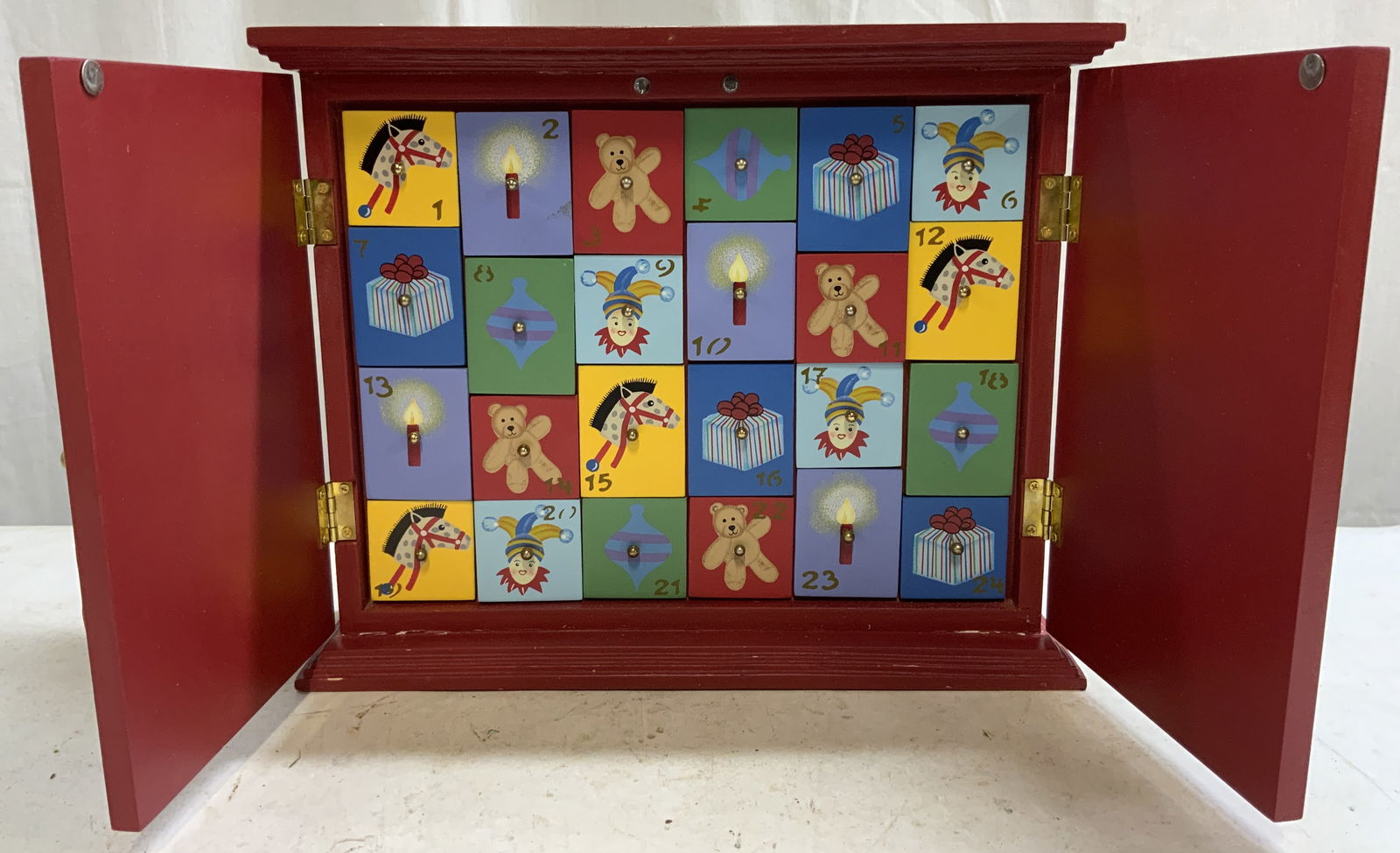 HARRY & DAVID 24 Days Of Treat Christmas Box (1 of 7)