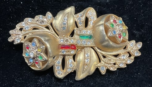 Vintage Gold Tone Crystal Flower Brooch