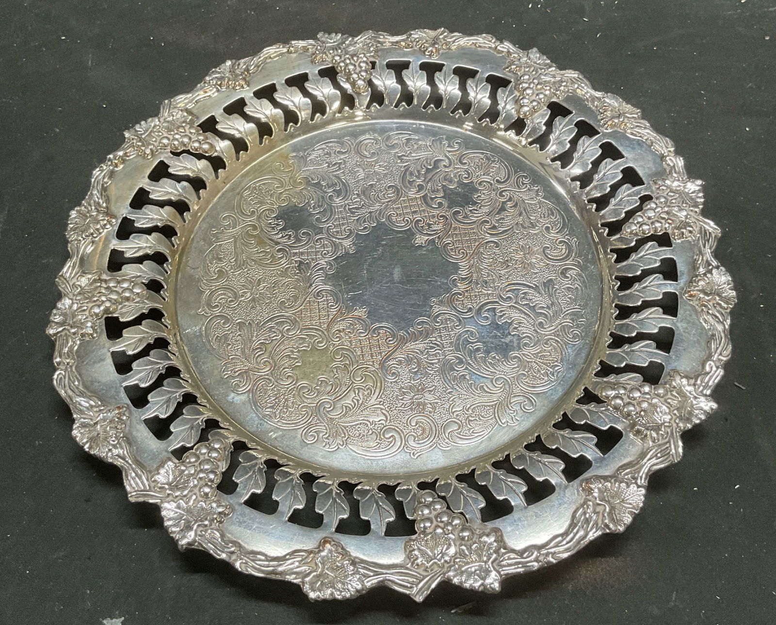 BP Sheffield Silver Plated Reticulated Platter (1 of 7)