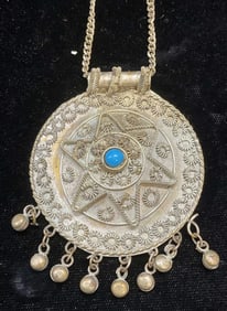 Vtg Silver Tone Filigree Pendant Necklace
