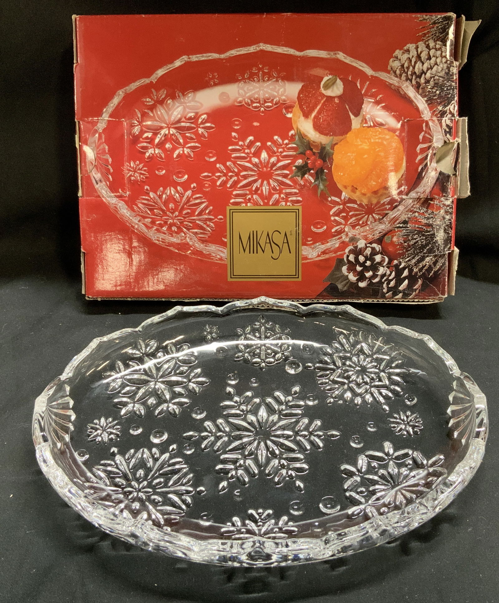 MIKASA Snowflake Crystal Glass Sweet Dish W Box (1 of 7)