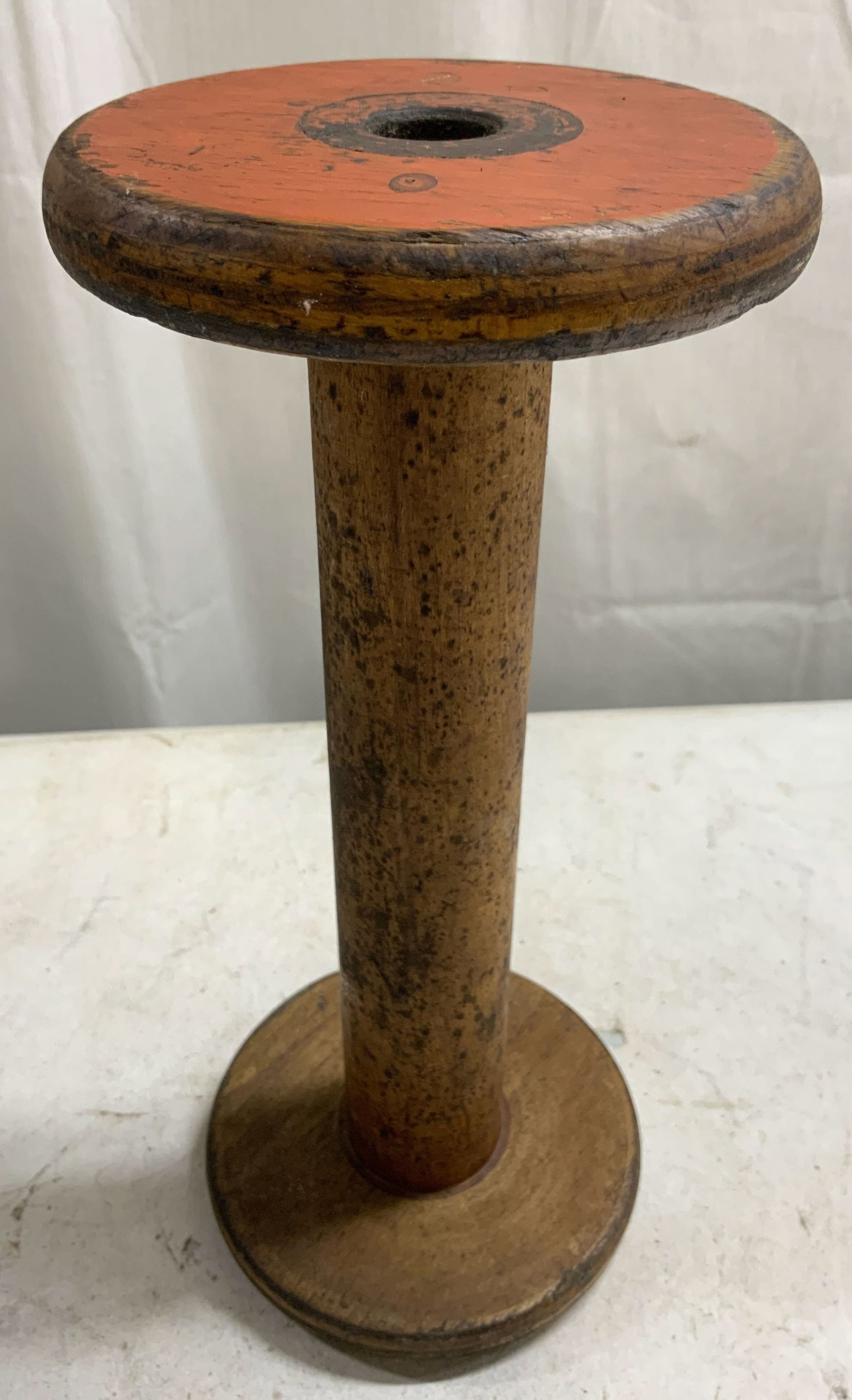 BRADFORD Vintage Primitive Wooden Spool 11.5in: Trademarked BRADFORD. Spool is vintage. Piece has tan and red toned. Primitive large size spool. Wooden spool with circular ends. Piece measures approximately 11.5 inches long 5 inches wide. Spool, wo