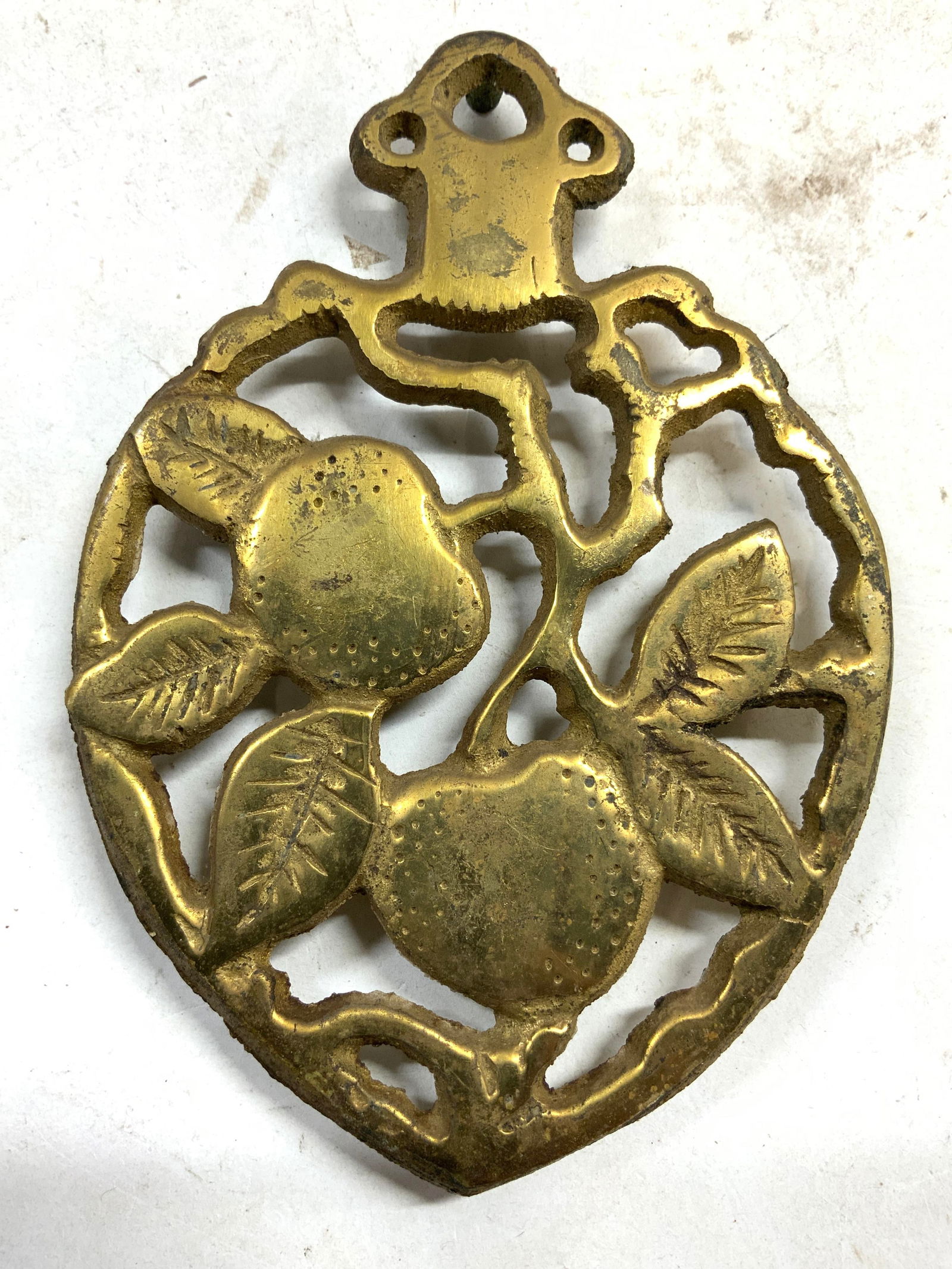 Vintage Brass Wall Hanging Footed Kitchen Trivet (1 of 6)