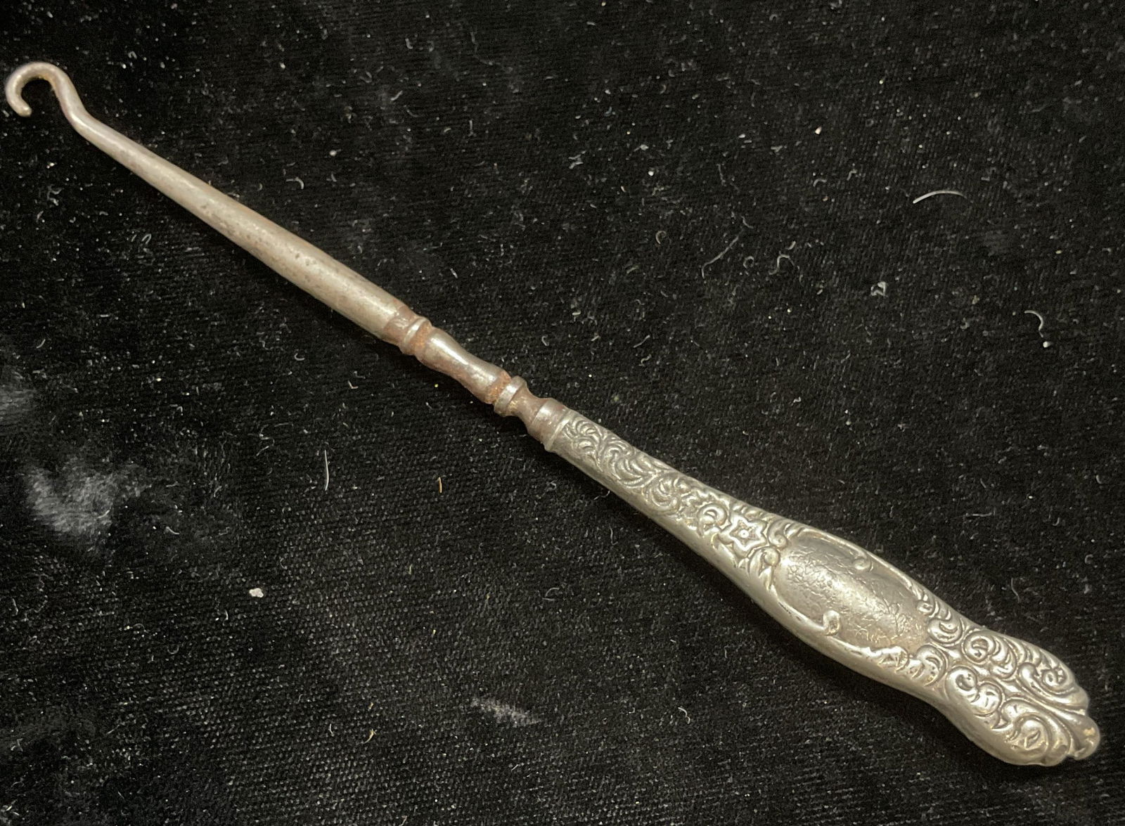 Vintage Silver Plated Floral Button Hook (1 of 6)