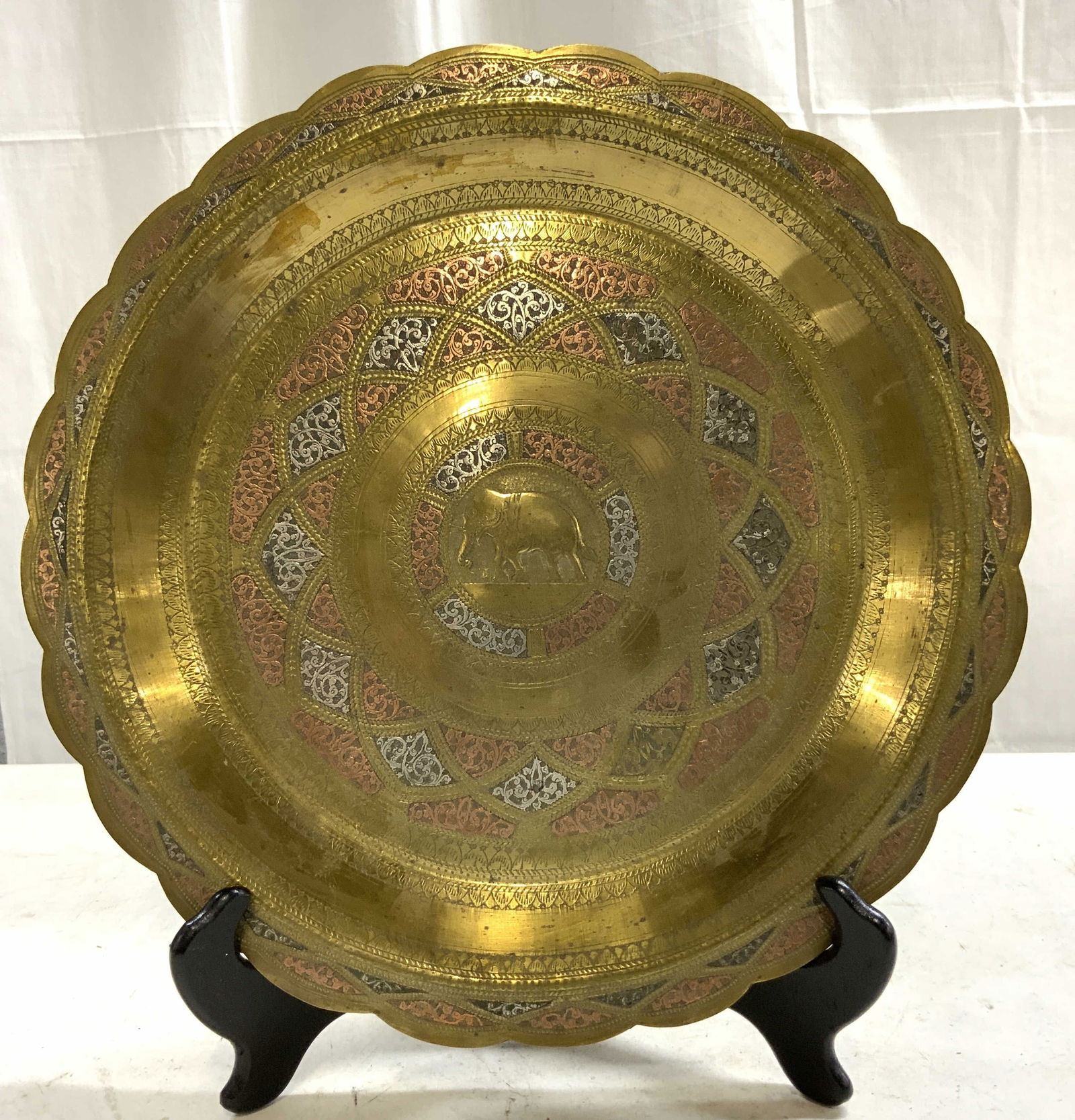 Vintage Moroccan Brass Relief Tray 14in (1 of 7)