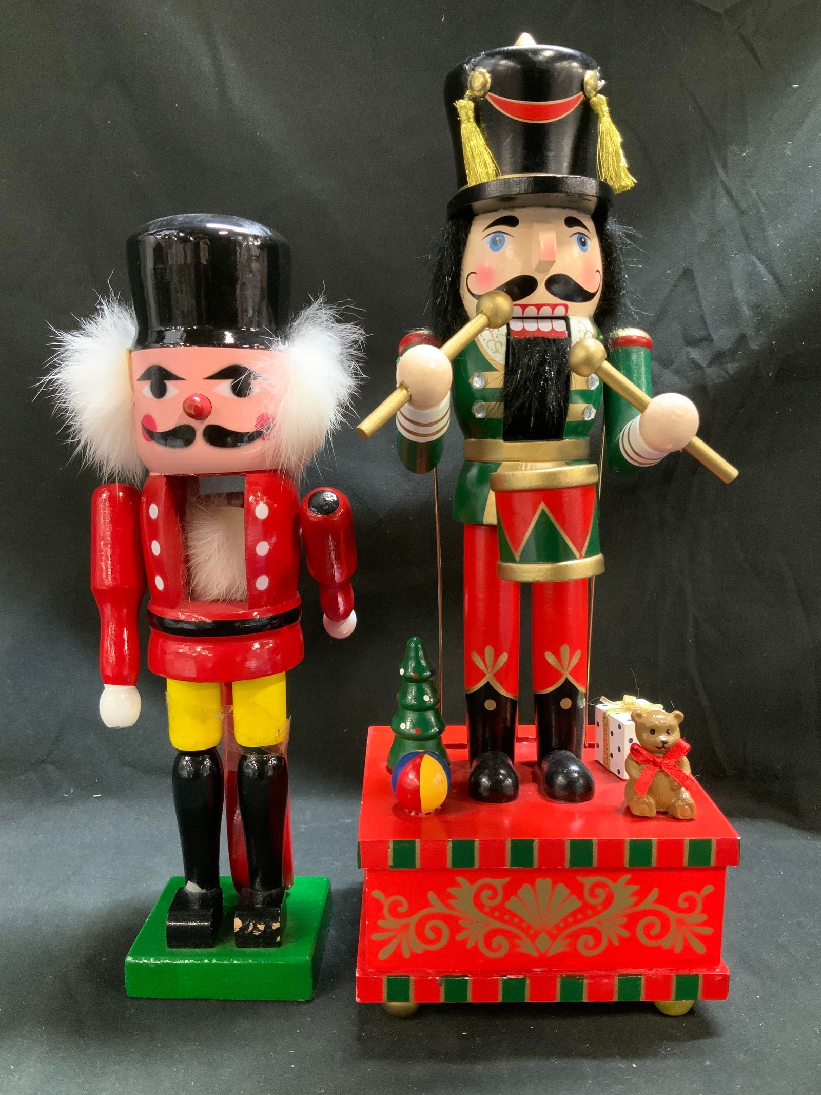 Lot 2 Nutcracker Music Box & Solider Nutcracker (1 of 8)