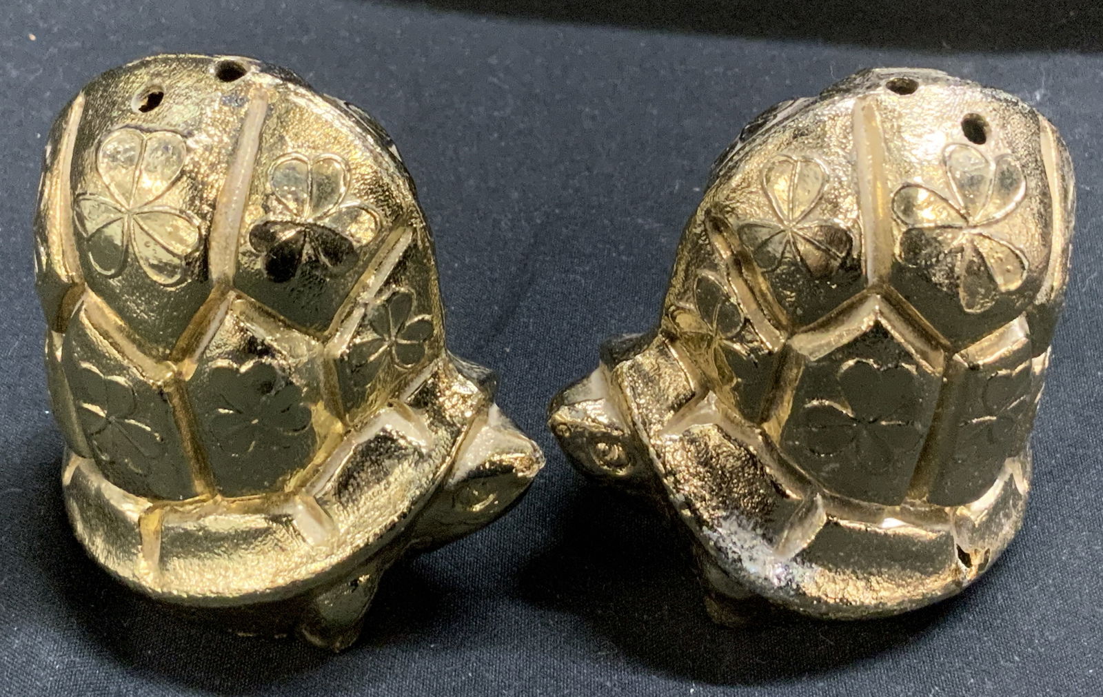 MCM Gilt Metal Turtle Salt & Pepper Shakers: MCM Gilt Metal Turtle Salt & Pepper Shakers Salt & pepper shakers are gilt metal material & depict gold-toned turtles. Turtles feature a decorative shell. Surface wear consistent to age, use & exposur