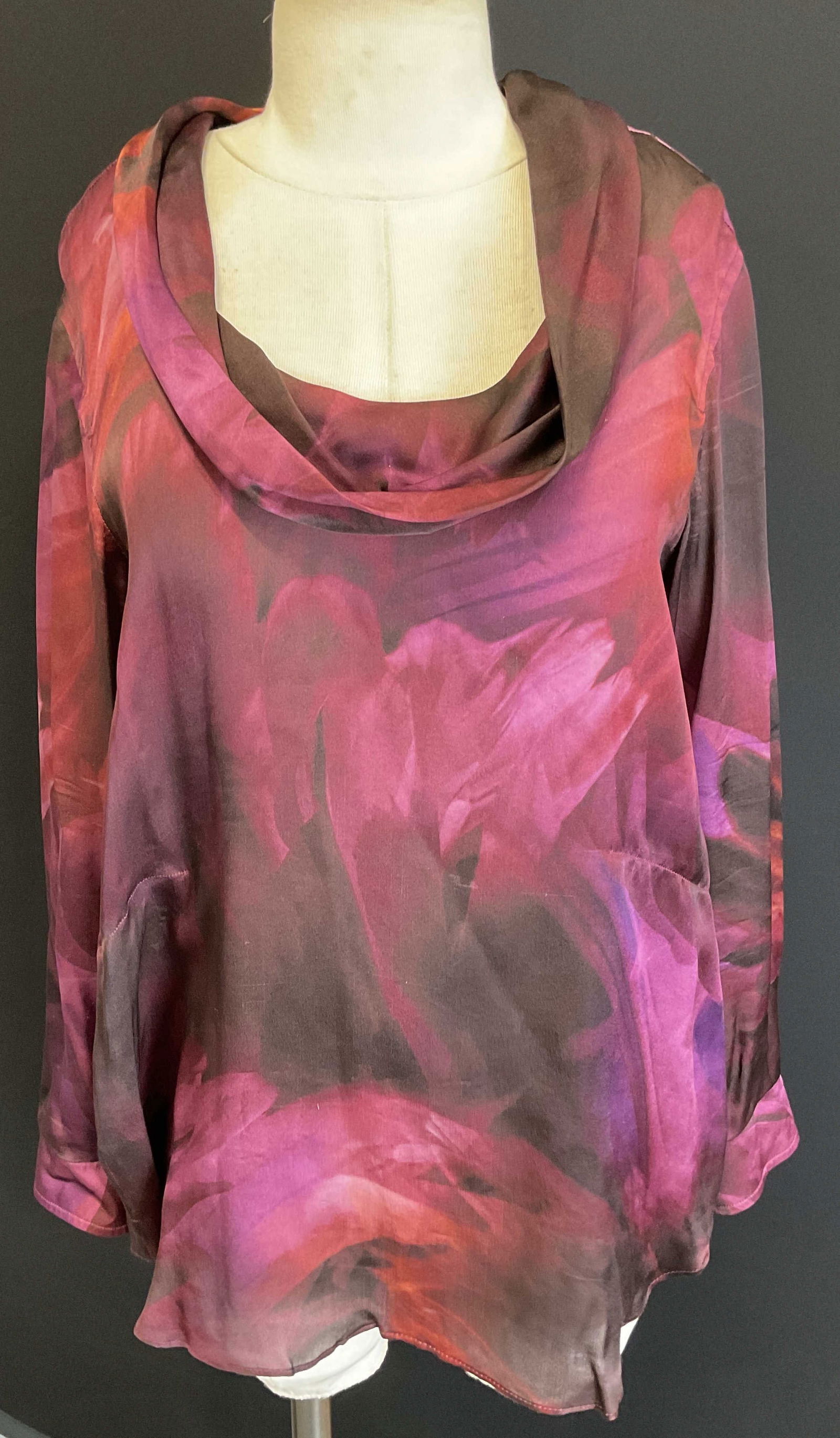 Max Mara Purple Silk Floral Long Sleeve Top Italy (1 of 6)