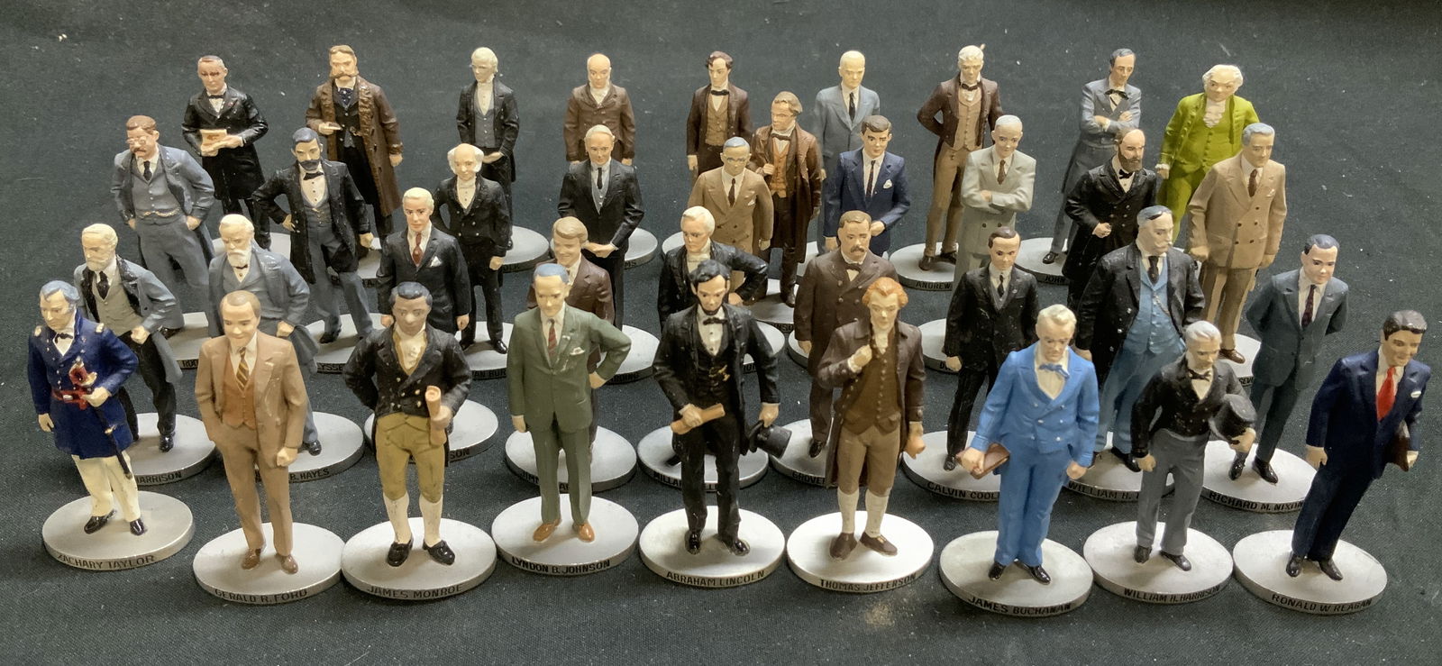 Lot 37 Vntg Danbury Mint US President Pewter Figs. (1 of 14)