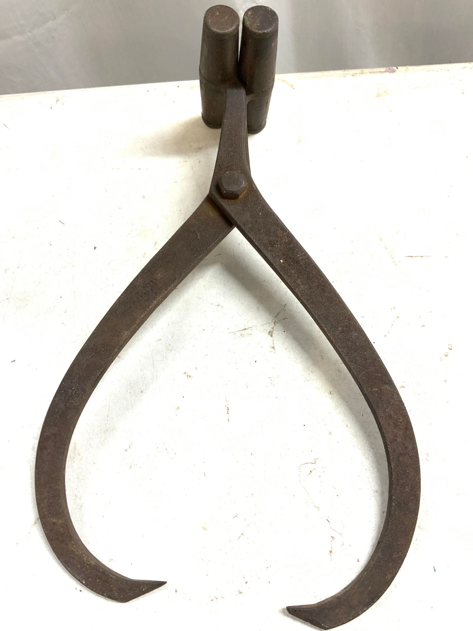 Antq Iron & Wood Primitive Ice Tongs 14in (1 of 6)