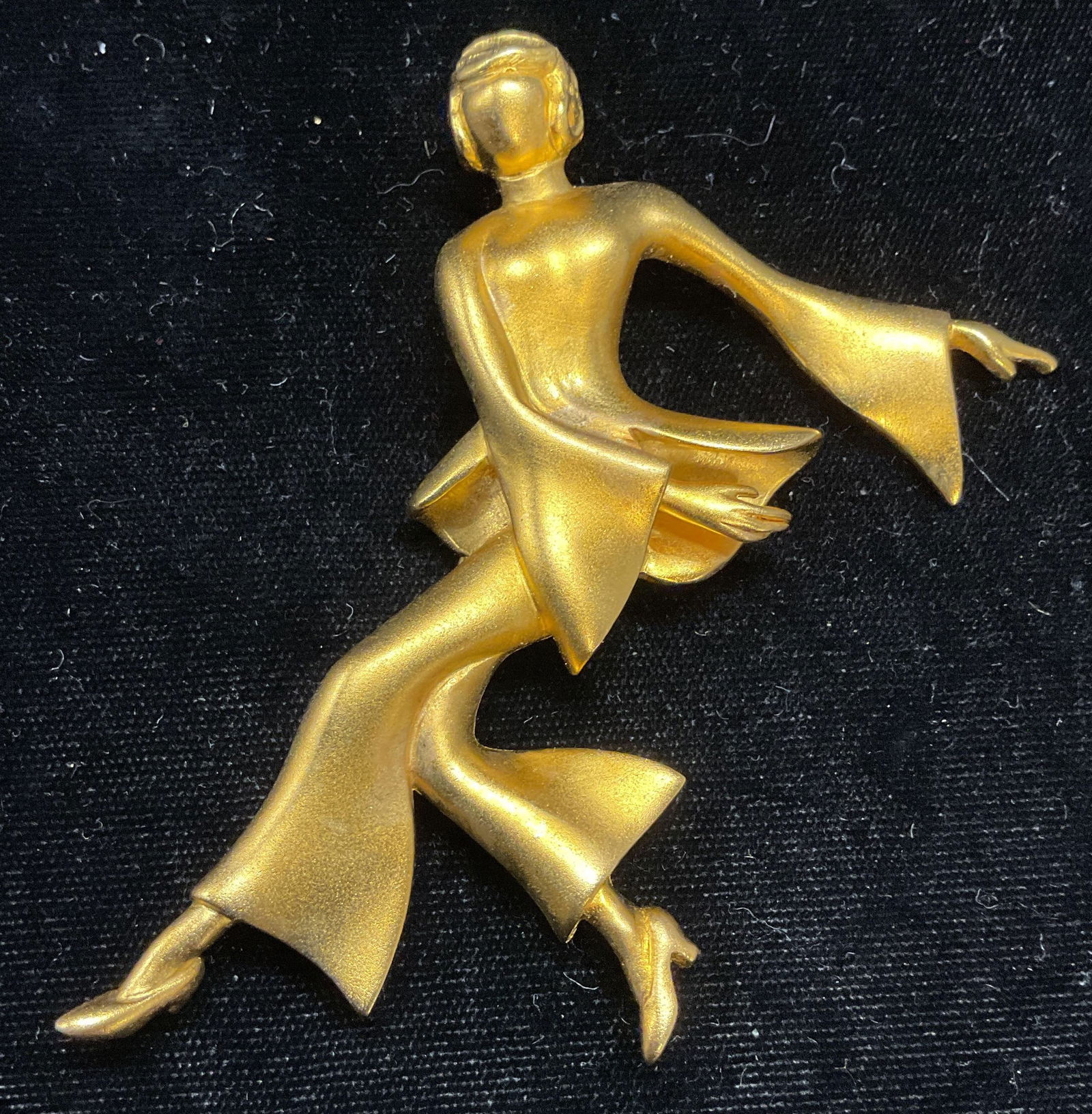 C. Kellner Gold Tone Figural Woman Brooch 3 In (1 of 6)