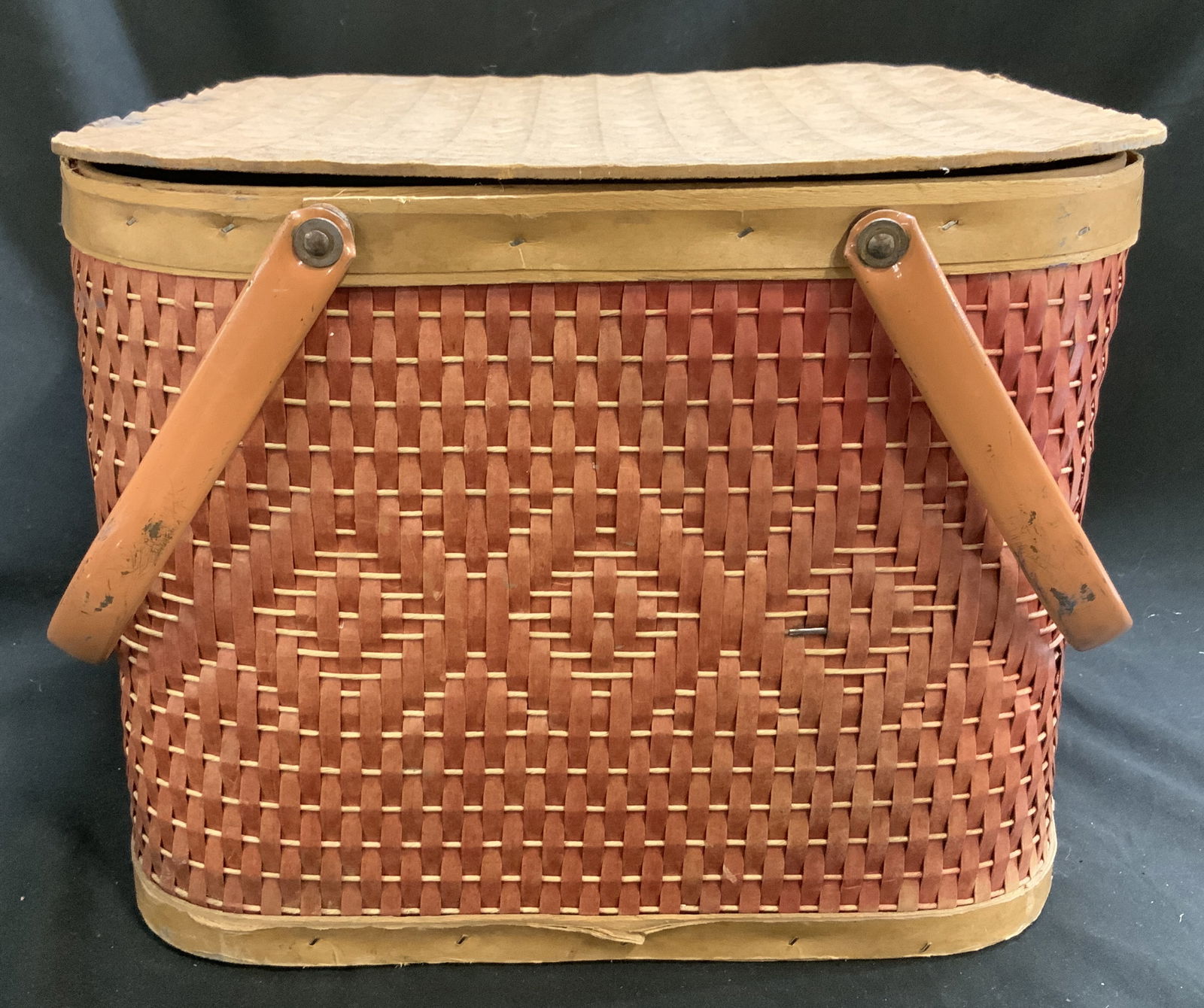 Vntg Woven Red Picnic Basket W Metal Handles (1 of 7)