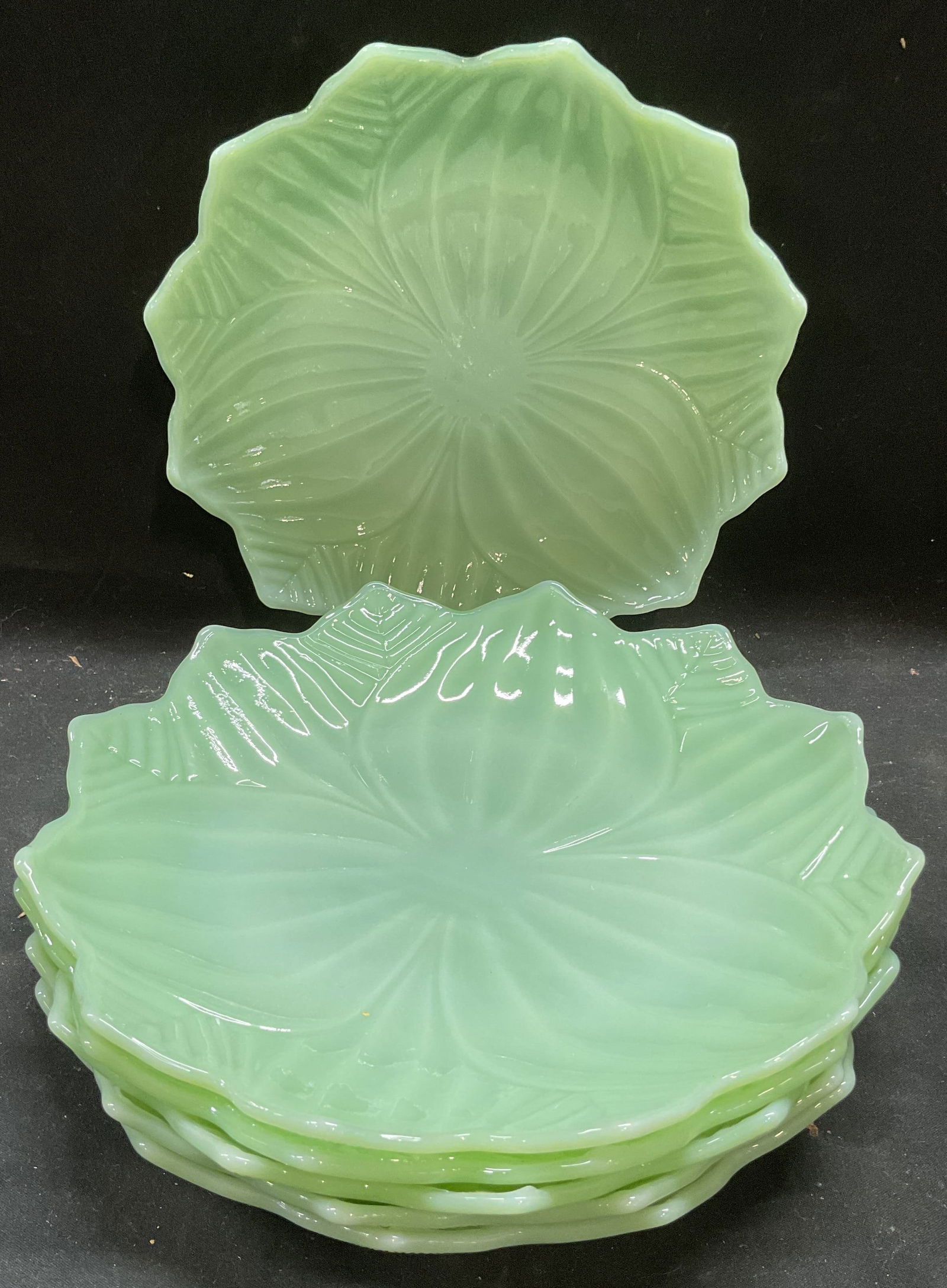 Set6 Uranium Depression Glass Jadeite Lotus Plates (1 of 7)