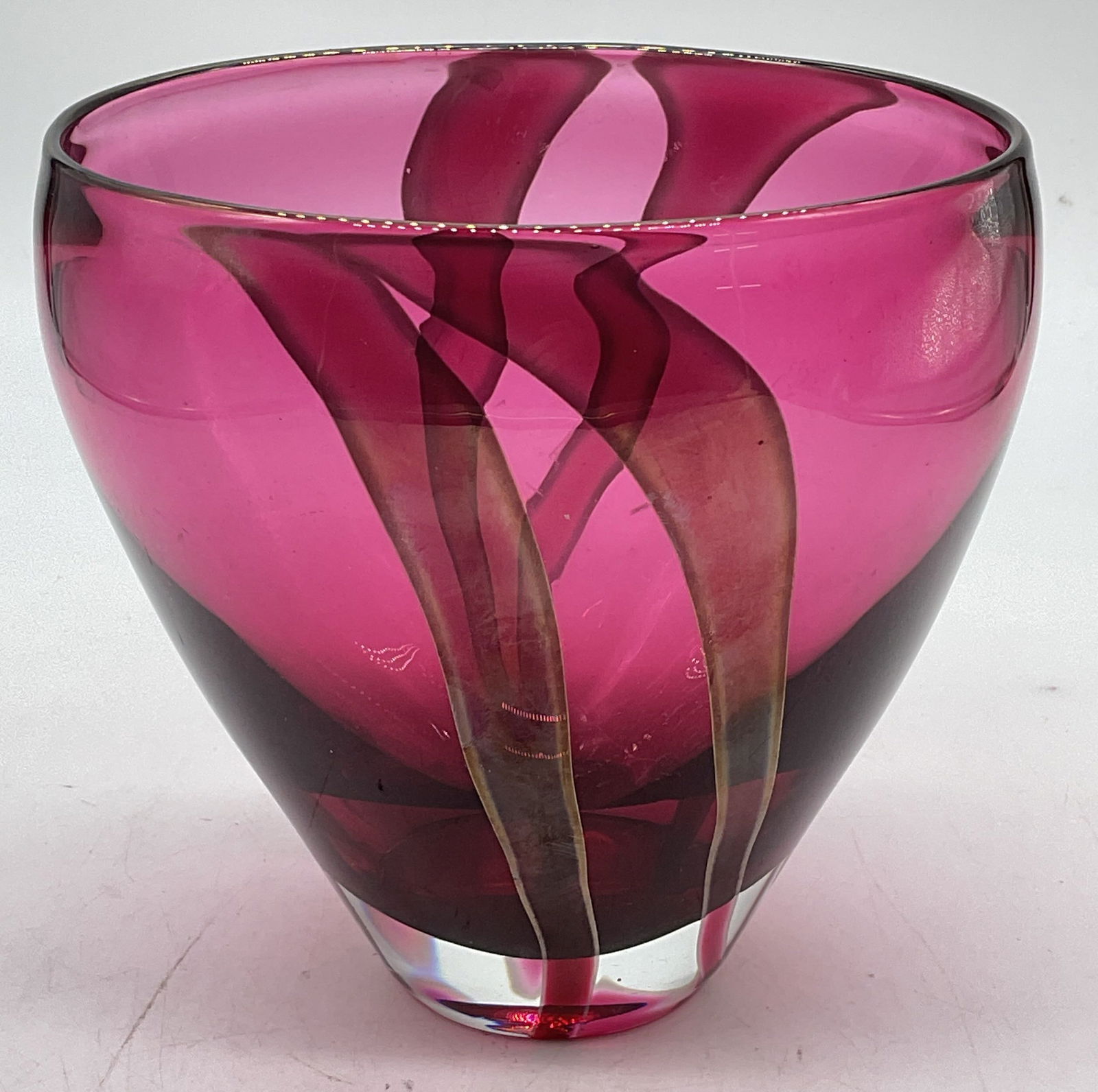 Vtg Tim Lazer Ruby Red Art Glass Vase 1987 (1 of 6)