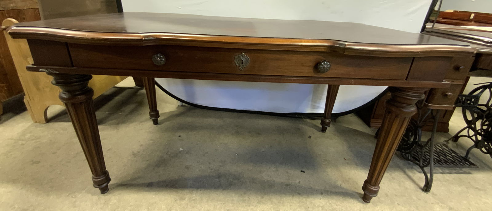 ROMWEBER Antq Mahogany Wooden Writers Desk USA (1 of 10)