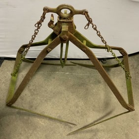 Antique Cast Iron Hay Grapple w Chain 38in