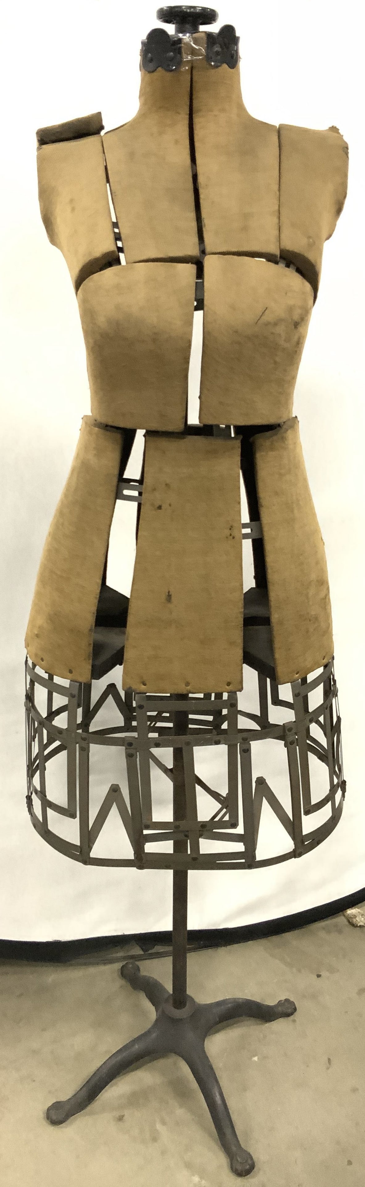 Antique Dress Form W Pedestaled Base 56in (1 of 8)