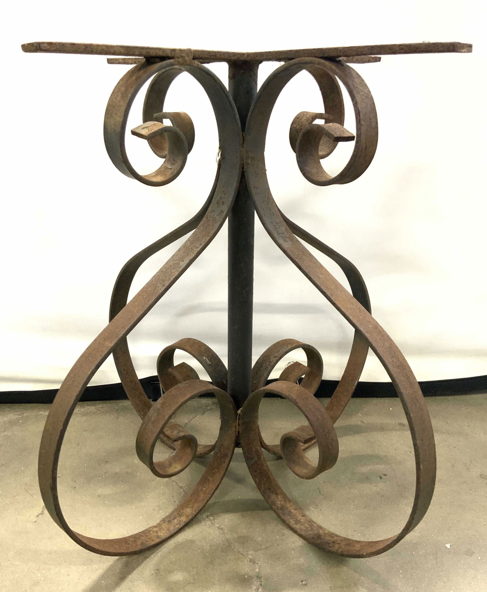 Atq Hollywood Regency Wrought Iron Table Base 18in (1 of 8)