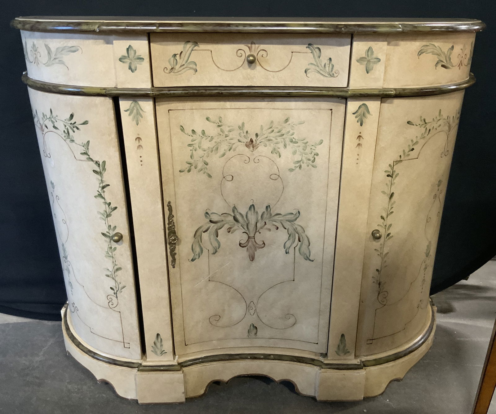 Vtg Wooden Italian Serpentine Sideboard (1 of 8)