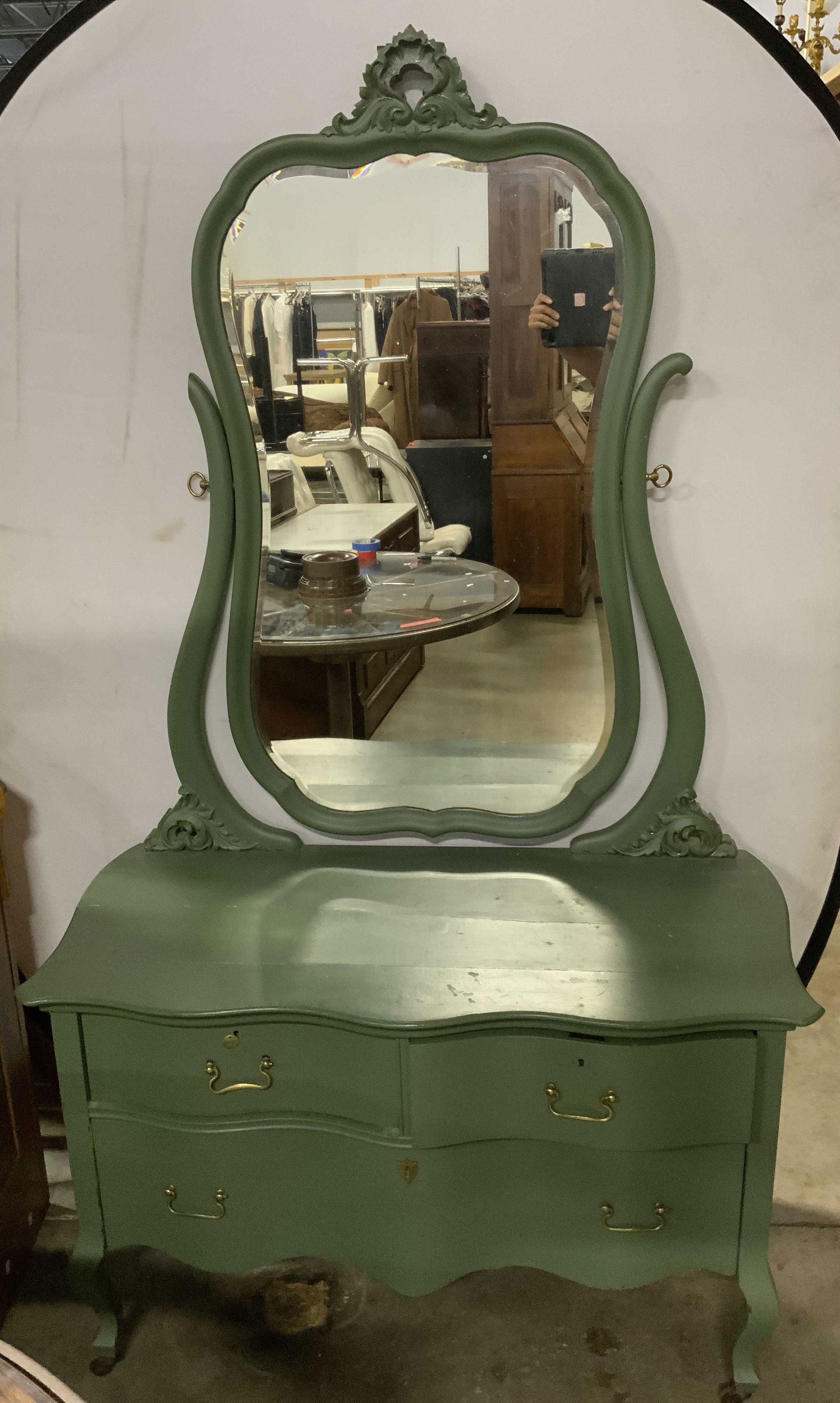 Vintage 3 Drawer Wooden Vanity Dresser (1 of 11)