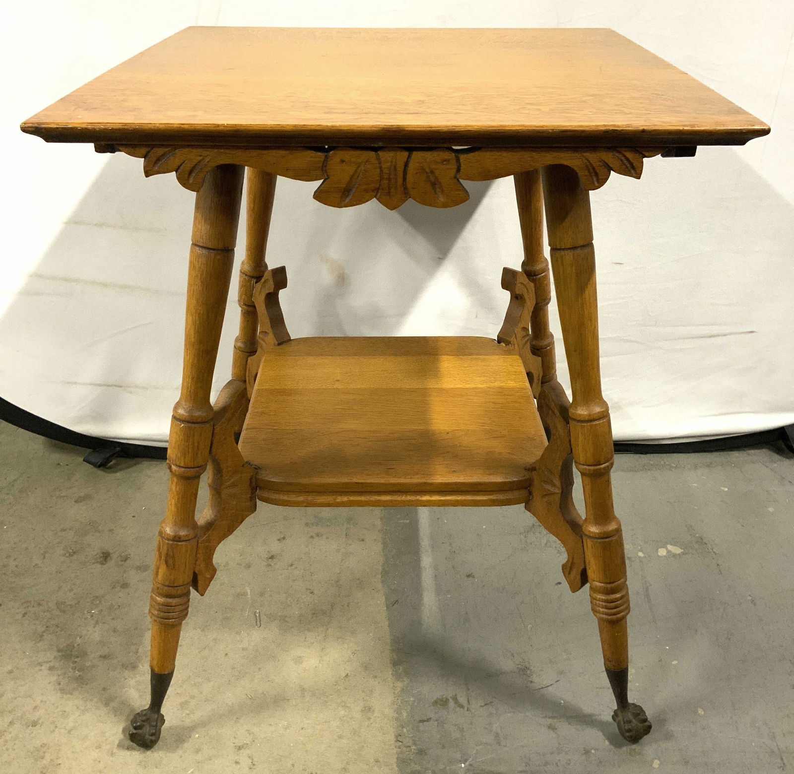Antq Victorian Oak Ball & Claw Foot Parlor Table (1 of 8)