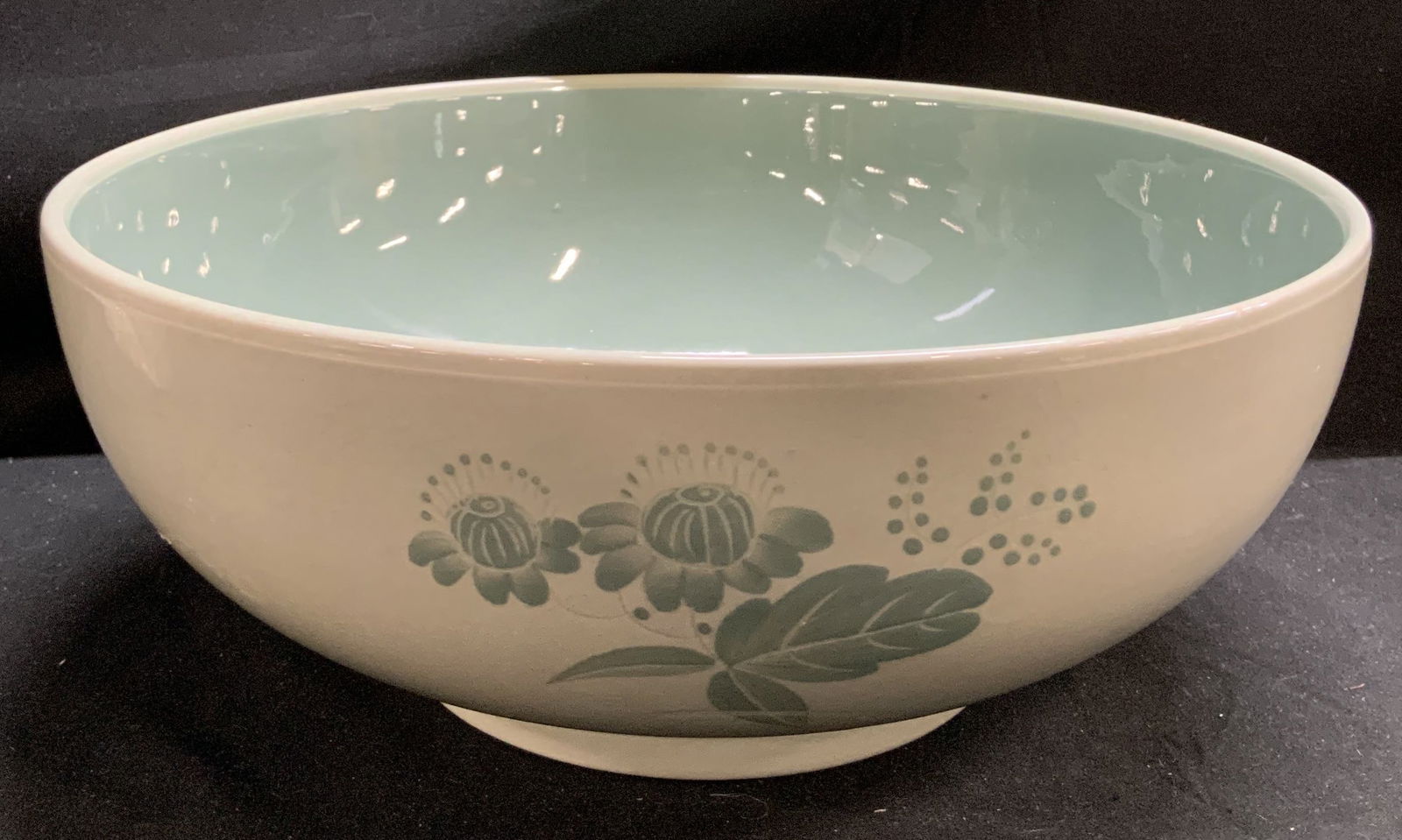 Aluminia Nils Thorsson Green Floral Bowl DENMARK (1 of 7)