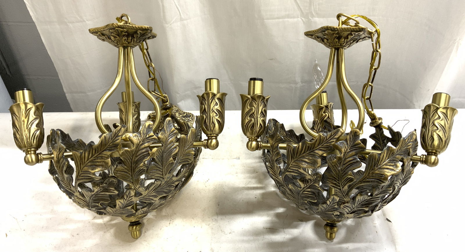 BILTMORE ESTATE Pr Brass Chandeliers 18.5in (1 of 9)